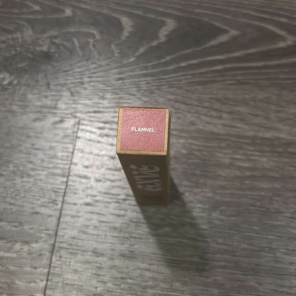 GXVE BEAUTY I’m Still Here Matte Liquid Lipstick - Picture 5 of 7